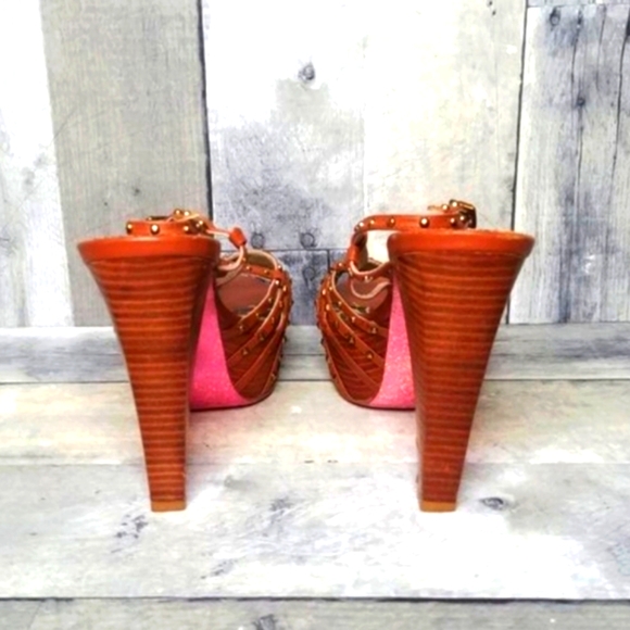 SOLD ✨️Betsey Johnson Strappy Studded Stacked High Heel Platform Shoes Excellent - Picture 7 of 10